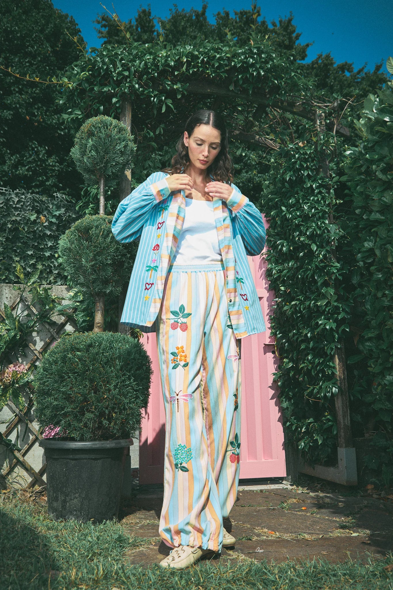 Amira AP01 Pants