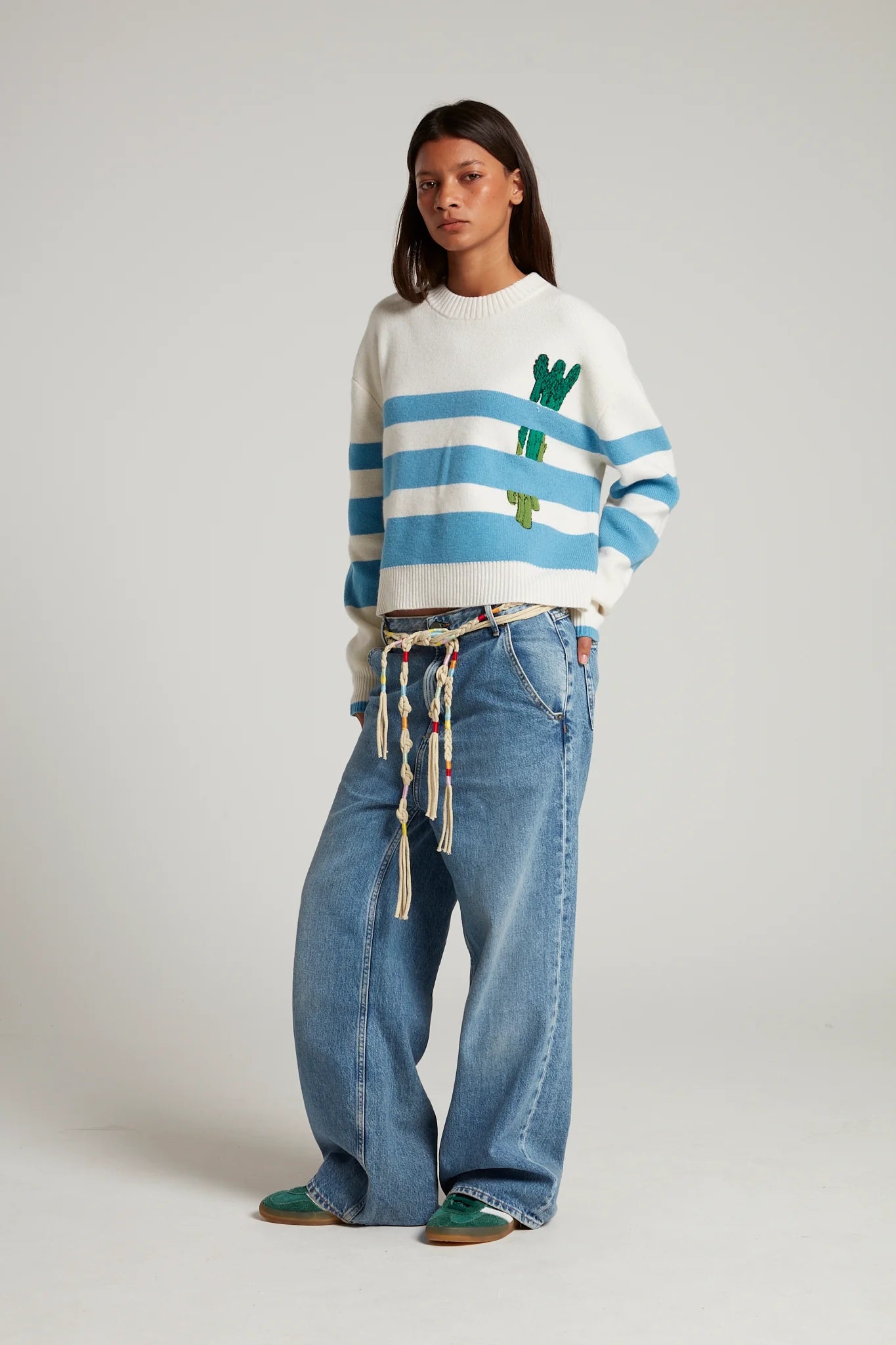 Asparagus embroidered sweater