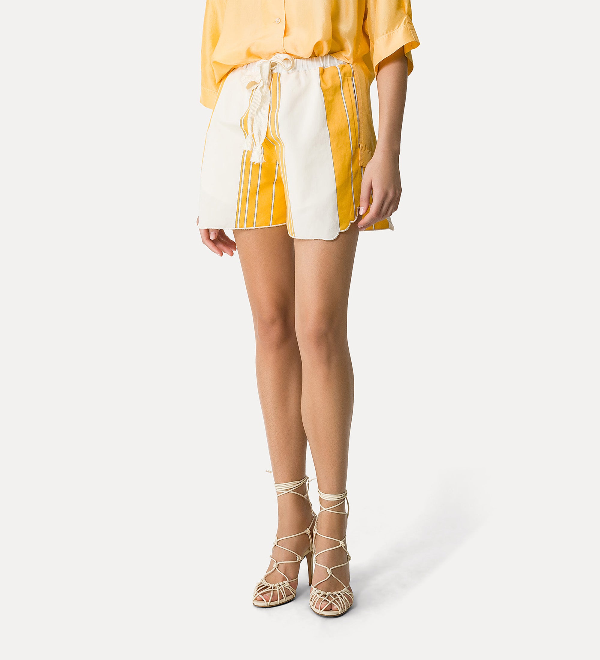 Bermuda Shorts in Cotton and Linen