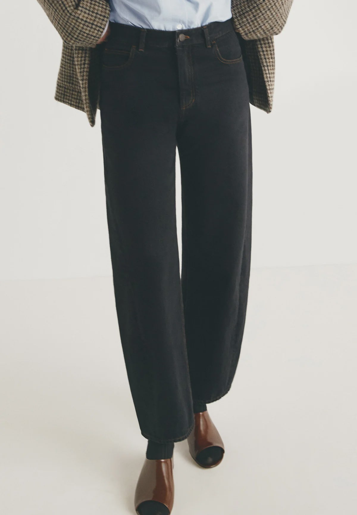 Nauman Pants